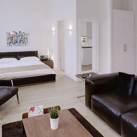 The Red - Living Suites By The Rhine Aparthotel