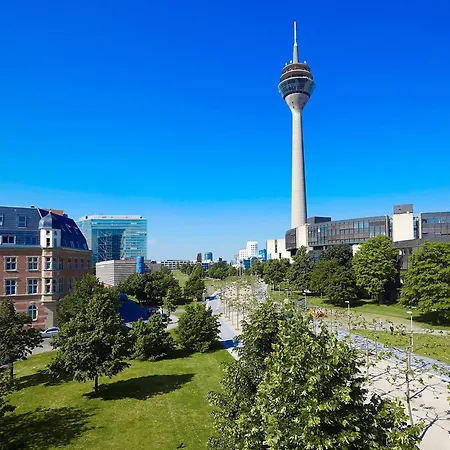 Aparthotel The Red - Living Suites By The Rhine Dusseldorf