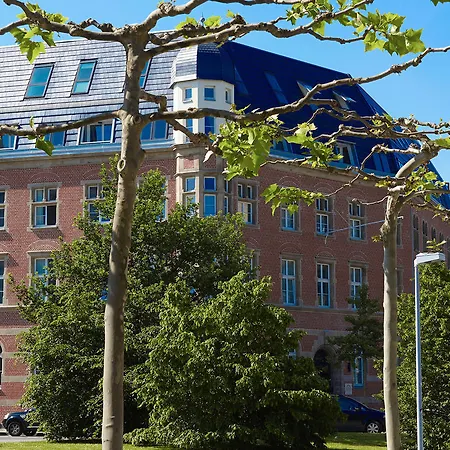 The Red - Living Suites By The Rhine