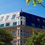 Aparthotel The Red - Living By The Rhine 5*