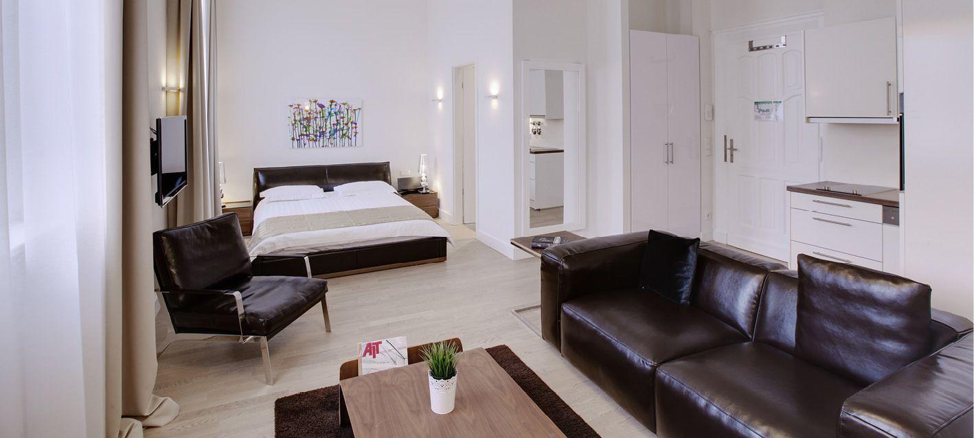 The Red - Living By The Rhine Aparthotel