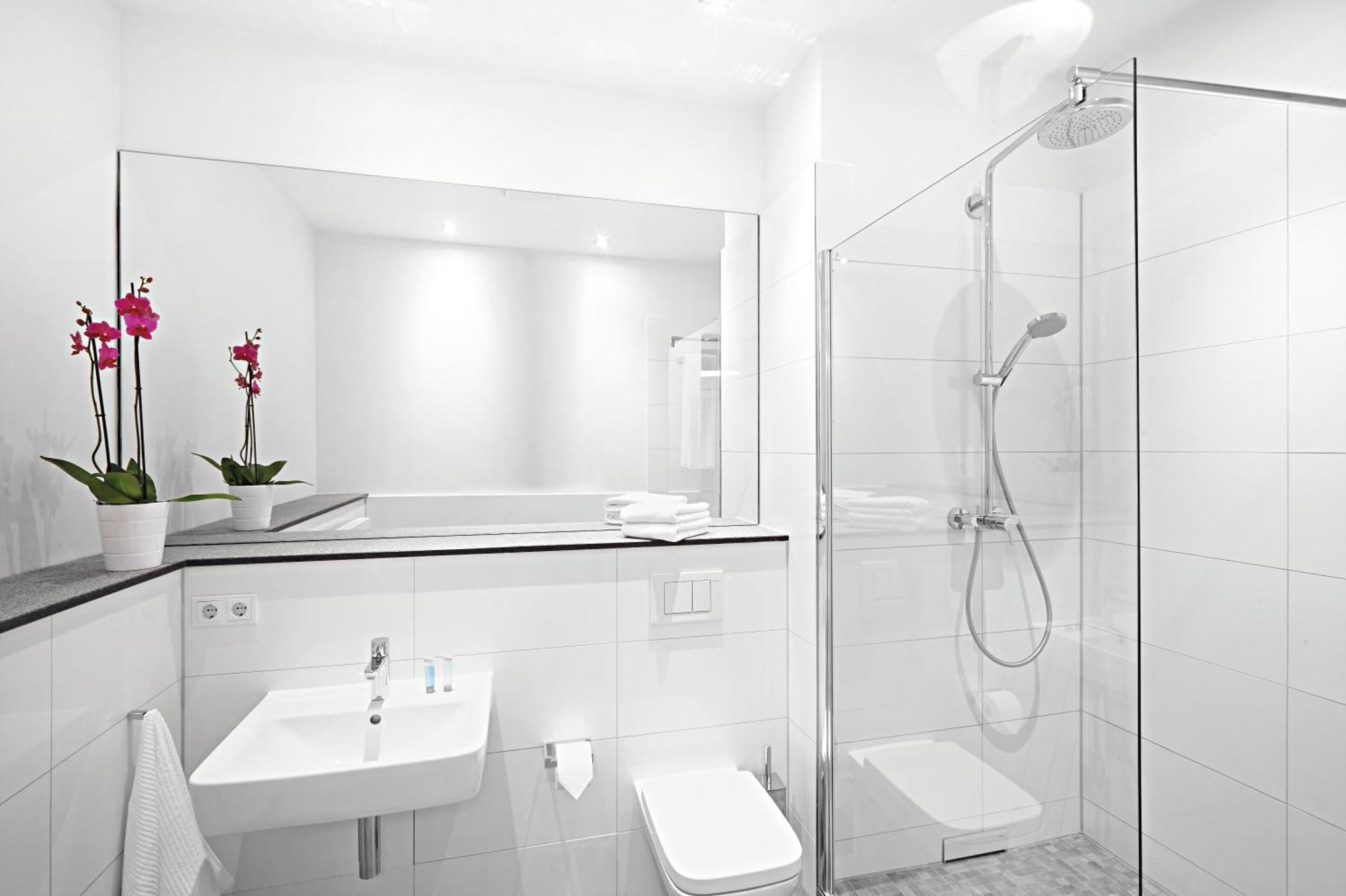 The Red - Living Suites By The Rhine Aparthotel Dusseldorf